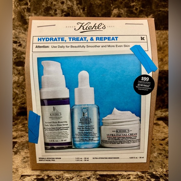 Brand New $65 Kiehl’s Hydrate Treat and Repeat gift set